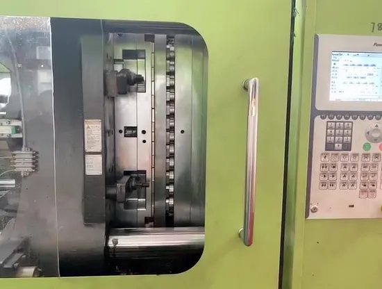 Moulage par injection de préformes pour animaux de compagnie